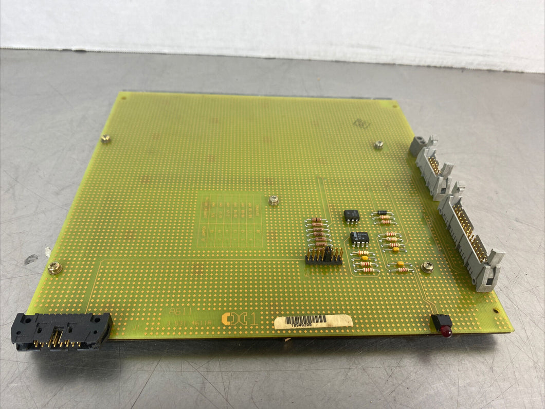 SIEMENS Simodrive Circuit Board from 6SC6114-0AA00 Drive.      3A