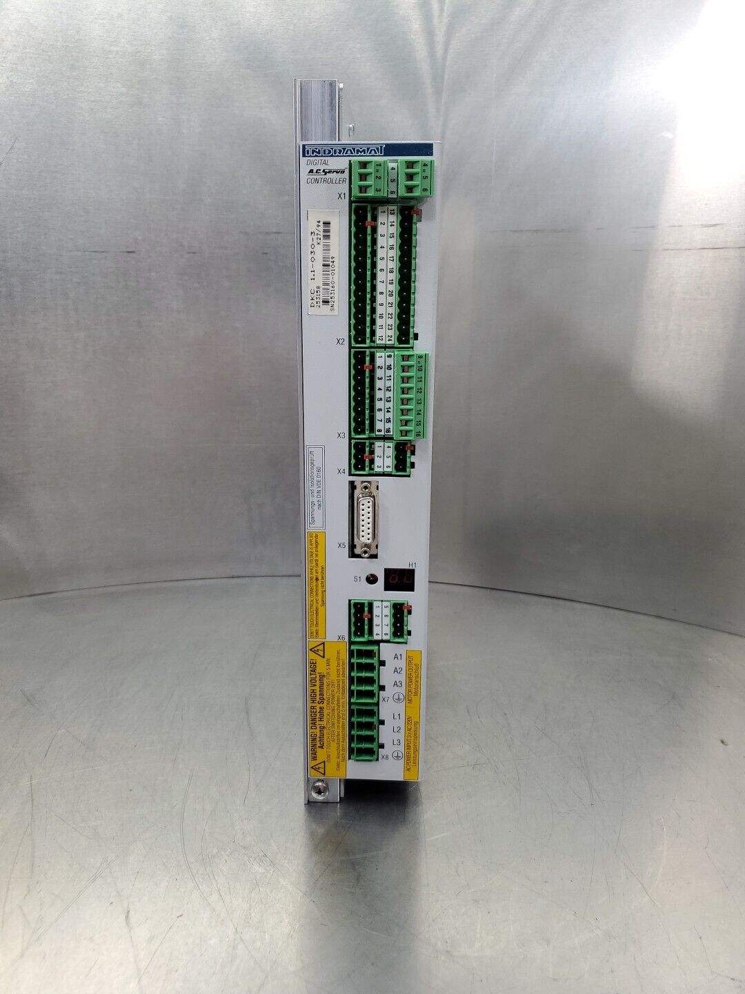 Indramat DKC 1.1-030-3 Digital AC Servo Controller.                           1C