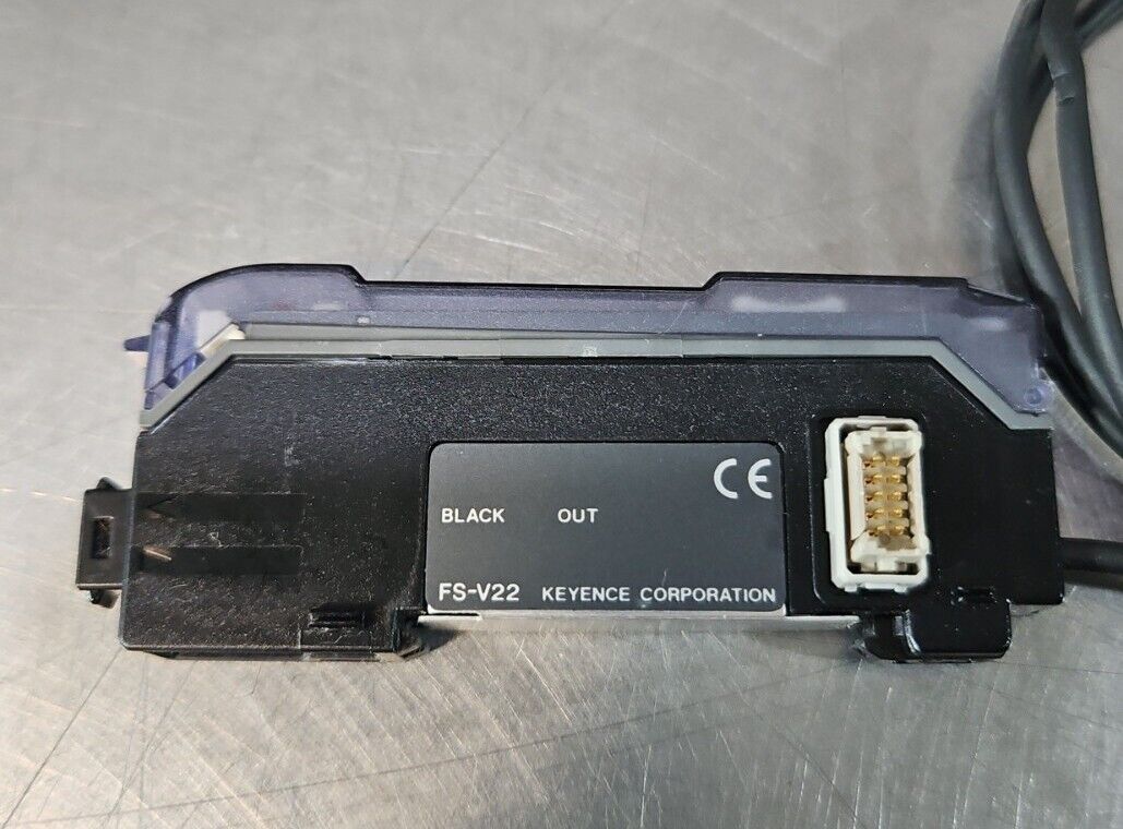 KEYENCE FS-V22RP OPTIC SENSOR NSMP.                            3C-16
