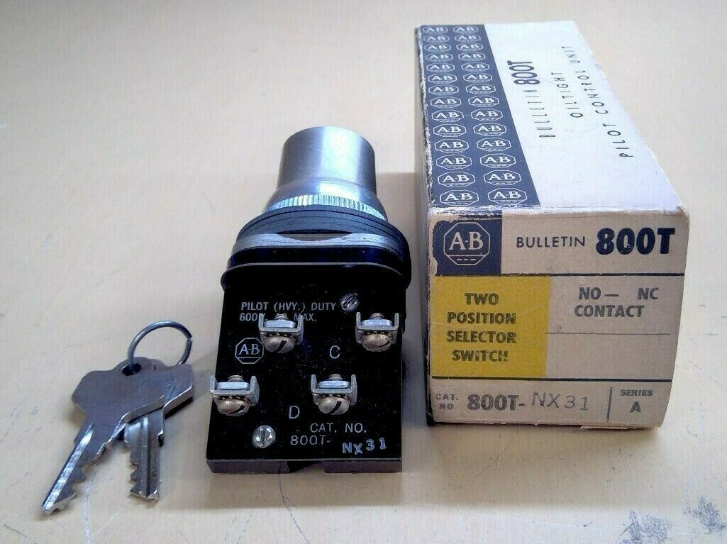 Allen-Bradley 800T-NX31 Two Postion Selector Switch Ser. A                    4D