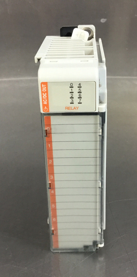 ALLEN-BRADLEY  1769-OW8 /B  F/W REV 3.1 COMPACT I/O RELAY OUTPUT    3E-27