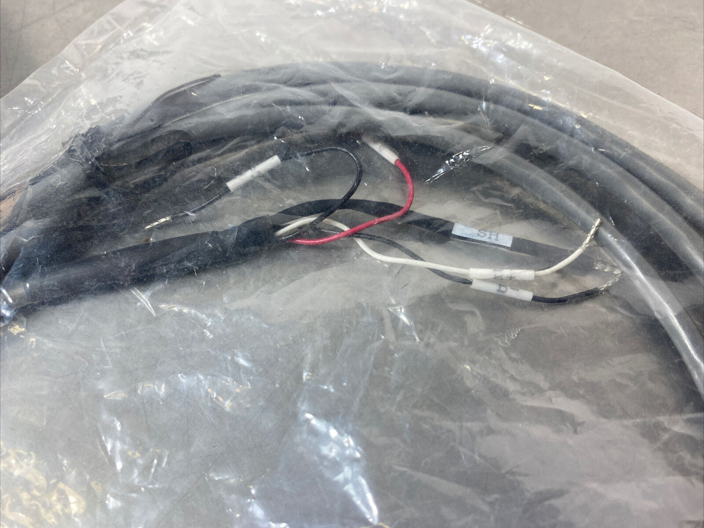 Fanuc CABLE CBL-12-MPS-10A Cable.                    STC2