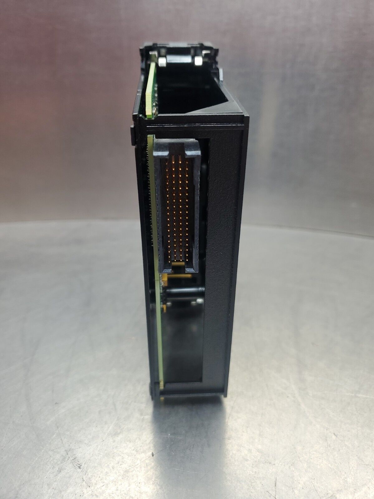 Allen Bradley 1756-IB16/A ControlLogix 16 Point D/I Module FW 3.004.       3C-10