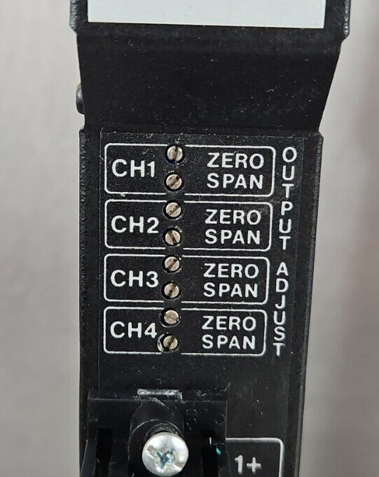 SY/MAX SQUARE D SERIES D CLASS 8030 TYPE ROM-121 ANALOG OUTPUT.         Loc3B-31