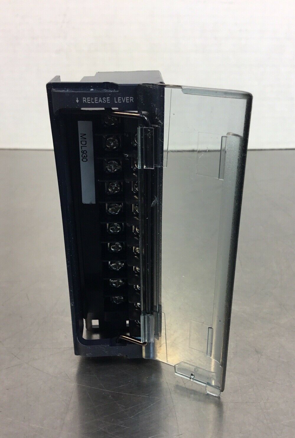 GE MDL 930 TERMINAL BLOCK W/DOOR MDL930                                     3D-9