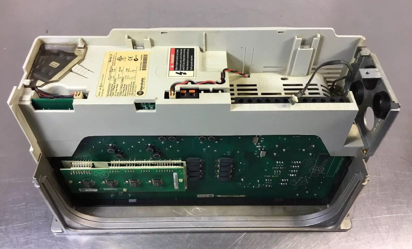 Allen-Bradley 20BD8P0A3AYNAED1 /A AC Drive 5 HP 480V 3Ph 8A W/O Cont. Board  1B
