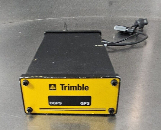 Trimble BEACON GPS 29654-00 with Cables.                               Loc 3D-15