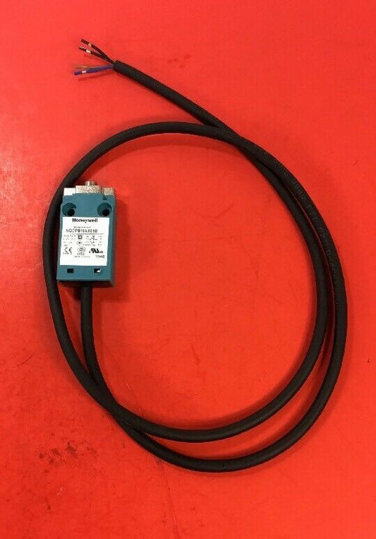 Honeywell NGCPB10AX01B Pusher Limit Switch Metal 1 NO 1 NC 10 Amp     6A