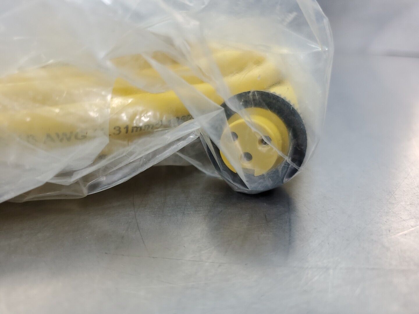 BRAD CONNECTIVITY 1300090007 3P FEMALE CORDSET 12’ PLC CABLE.              5D-17