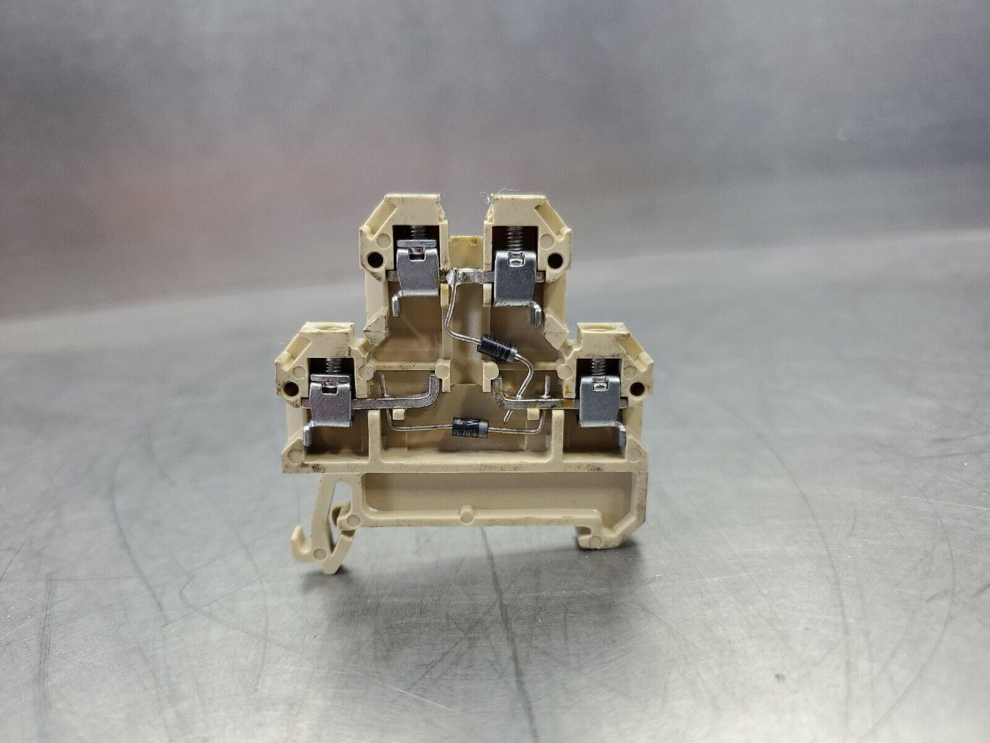 WEIDMULLER DK4D TERMINAL BLOCK 4MM (TS35/039666)                            4D-8