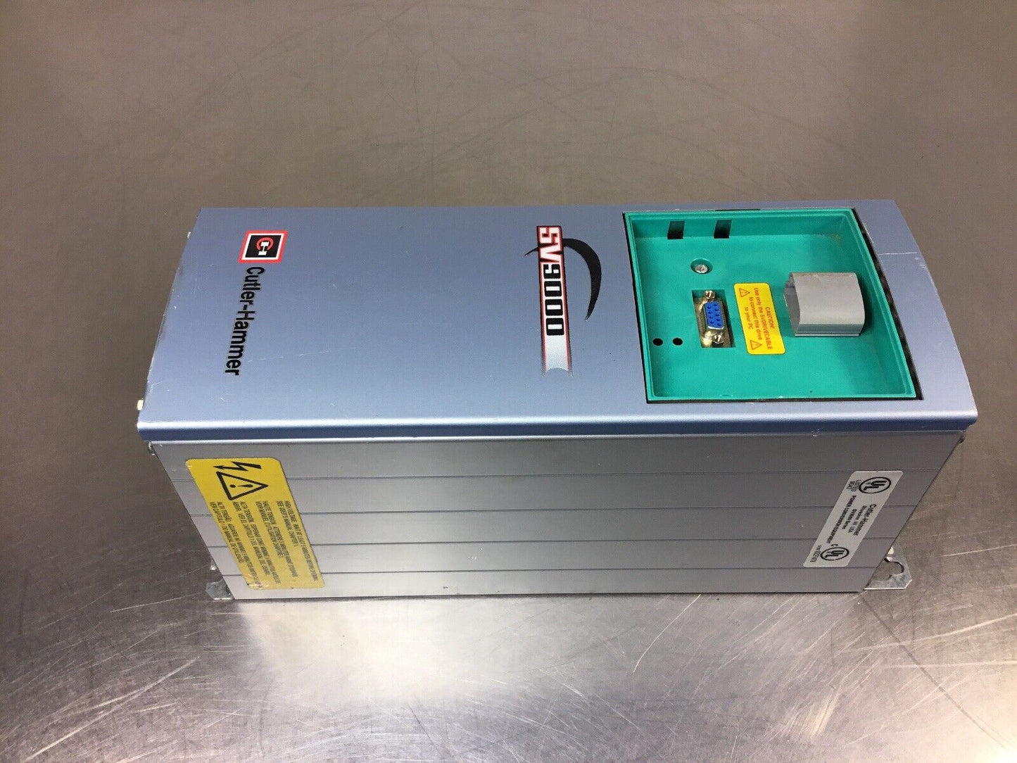 CUTLER HAMMER SV9F10AC-5M0B00 Drive 1.0HP 3Ph 440-500V 2.5/3.0A     1B