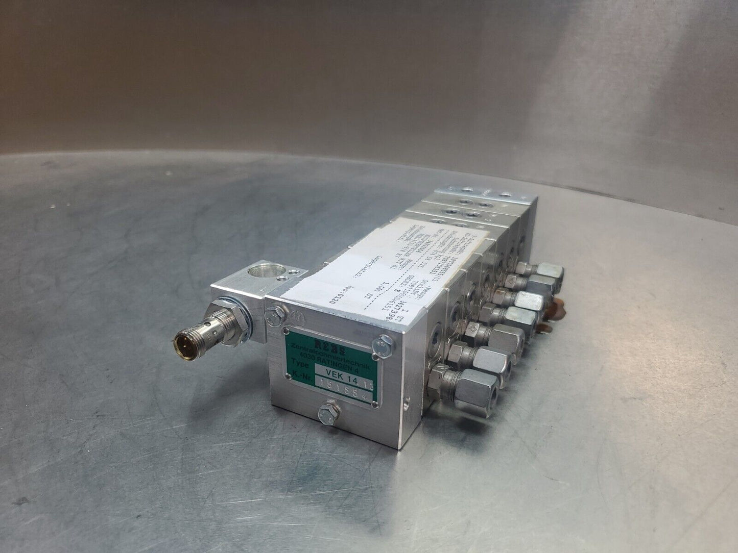 REBS VEK 14/13 Hydraulic Manifold.                                            6D