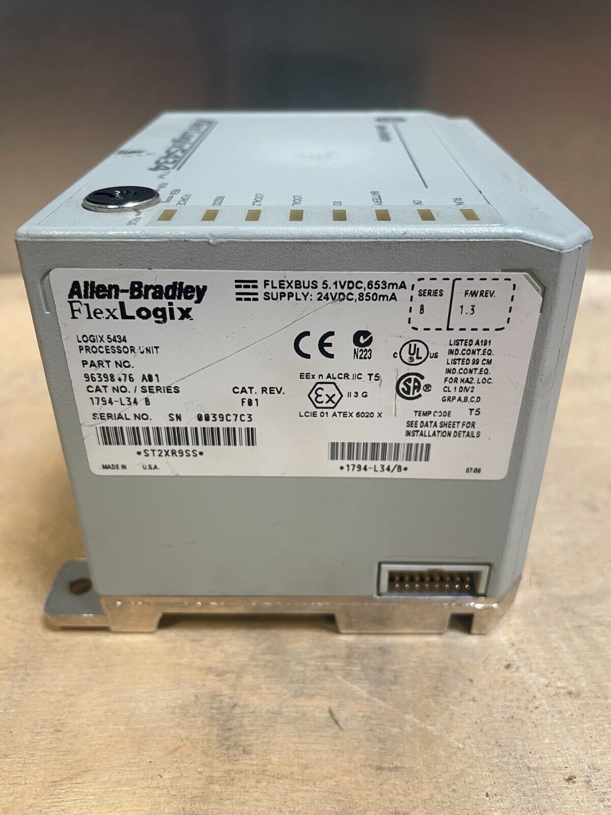 Allen Bradley Flex Logix 5434 1794-L34/B White Portable 24V Processor Unit