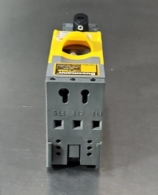 Bussmann Optima OPM-1038RSW Fuse Holder With ABB OT40F3.      3A-20