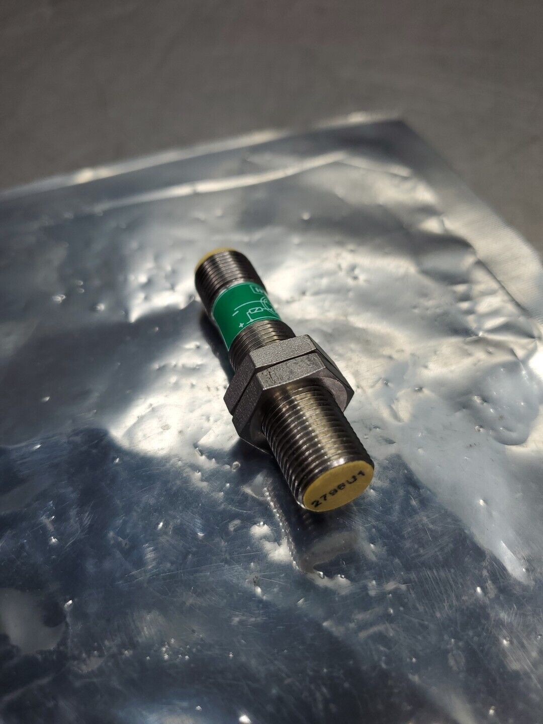 TURCK Bi2-EM12-AN6X-H1141 10-30VDC 200mA 2mm Inductive Proximity Sensor.    5D-5