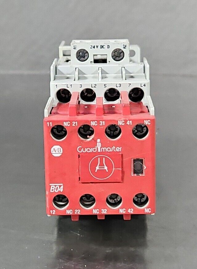 Allen-Bradley  100S-C09DJ404C  Ser A (Complete Devic) Safety Contactor.    4E-17
