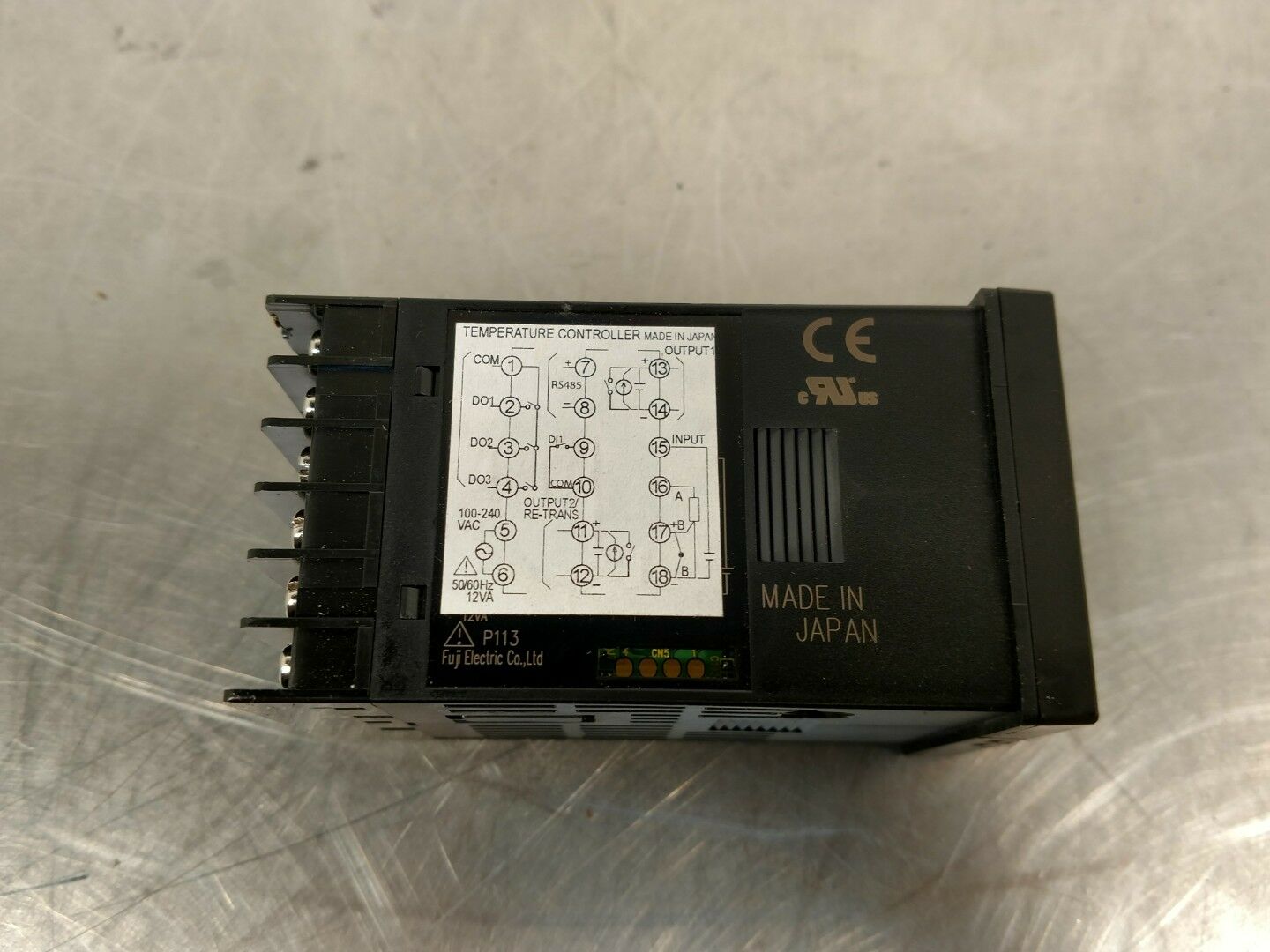 Fuji Electric PXG4AYM1-1VYA1 Temperature Controller 2D