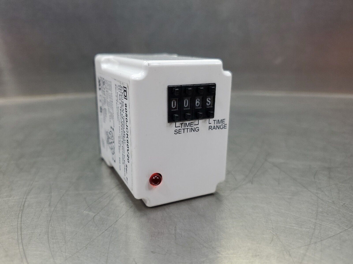 SQUARE D 9050JCK60V20 SER. F 120VAC 50/60HZ ELECTRICAL TIMING RELAY.        4D-3