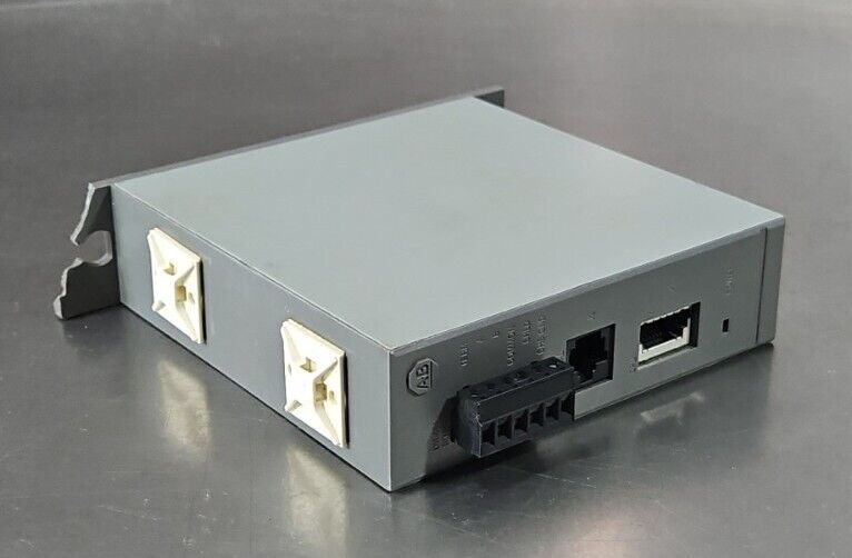 Allen Bradley 1747-AIC SER B Link Coupler SLC 500.                        3B-21