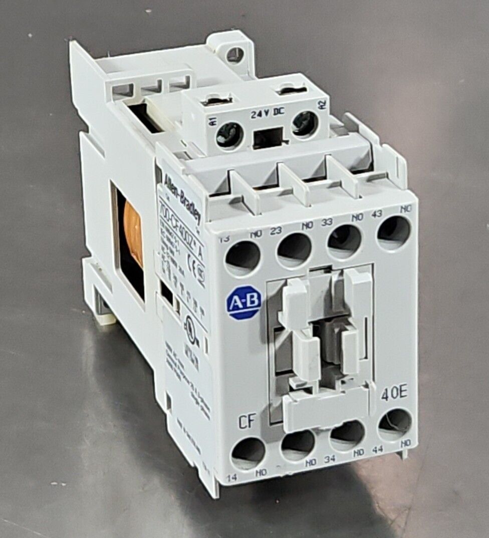 Allen-Bradley 700-CF400Z* Ser A Industrial Control System.               4D-17.