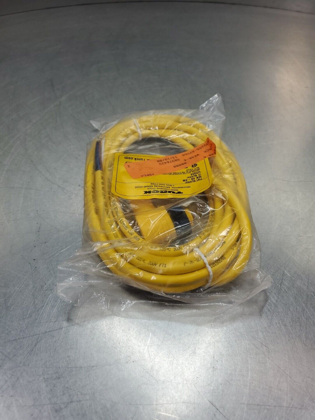 TURCK WK40-4M (U2324) 300V 9A PLC Cable.                                   5D-17