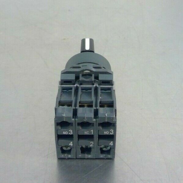 Schneider Electric Contact Block (2) ZBE 101 & (1) 102  Rotary Switch         4D