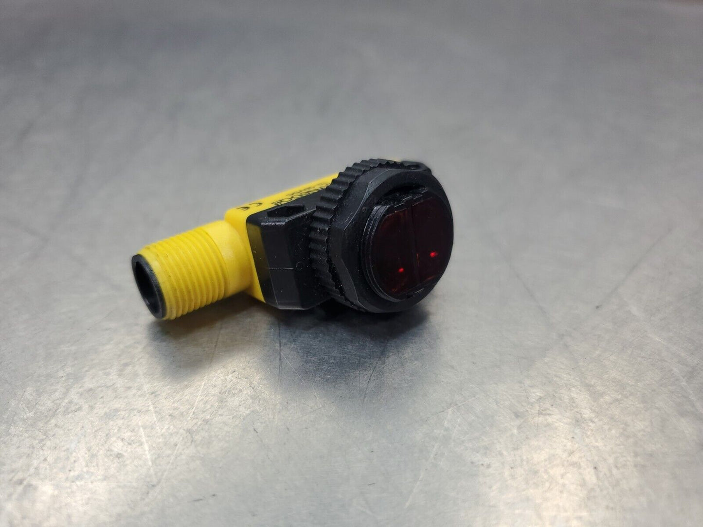 BANNER QS18VN6DQ8 Proximity Sensor.                                    3E-26