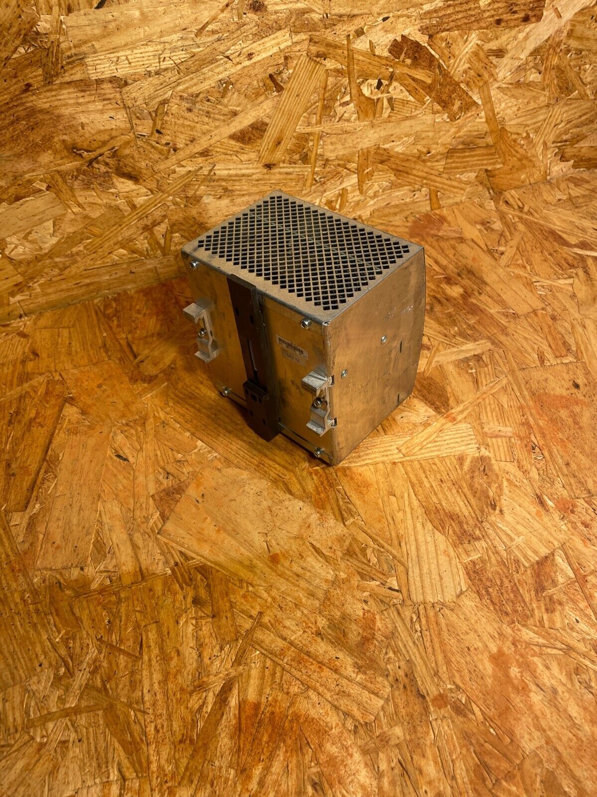 Allen-Bradley 1606-XL240E 24-28 VDC 10-A 240-W 1-Phase Power Supply @1E