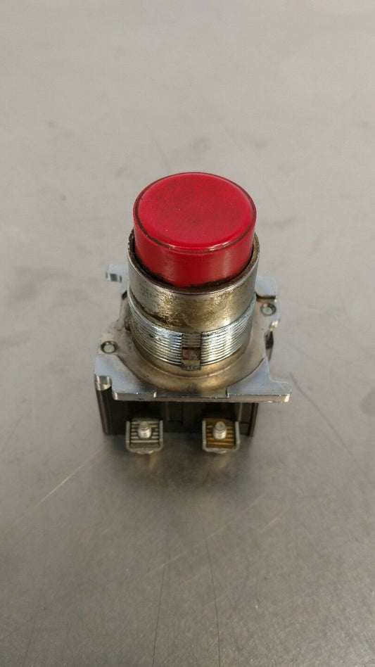 CUTLER-HAMMER 10250T Red PushButton 4A