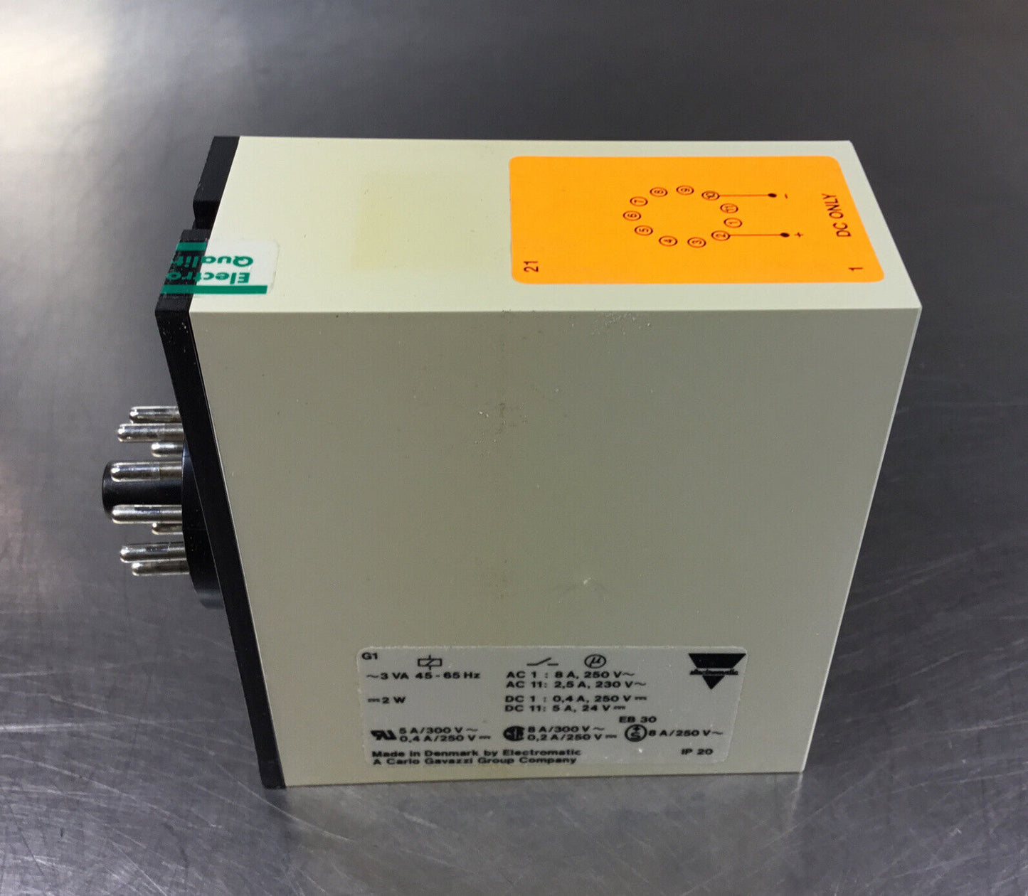 Carlo Gavazzi  SP239724  Dividing Relay 24VDC     4B-1