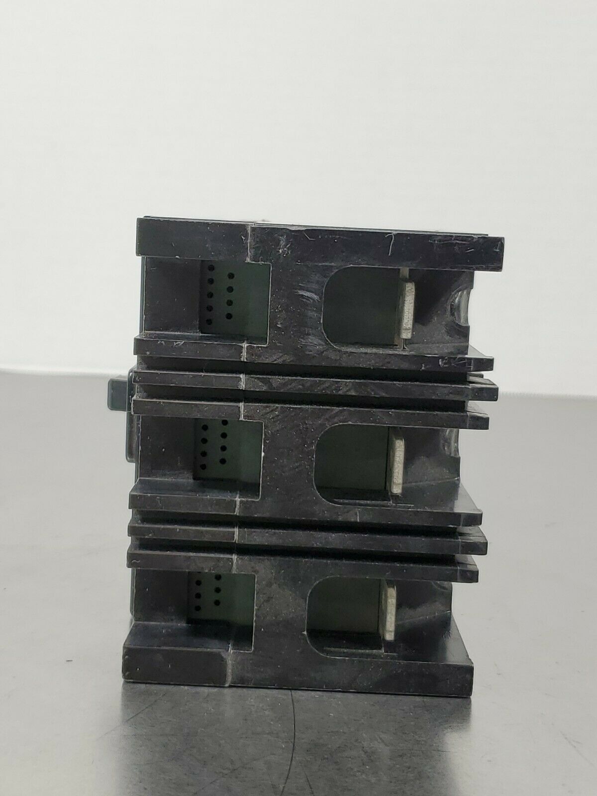 Eaton Culter/Hammer REA3020 20A, 3pole 240VAC 4E-3