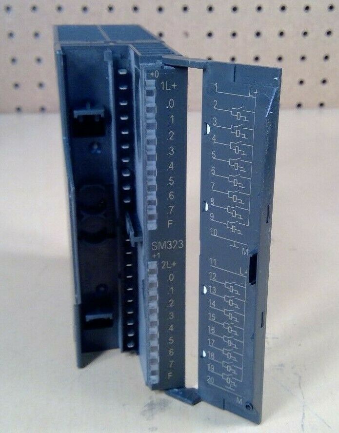 VIPA 323-1BH00 - SM323 Digital Input Output                      3C
