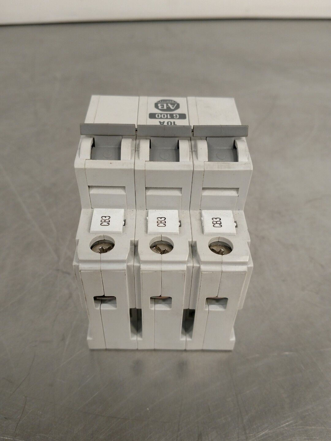Allen Bradley 1492-CB3 G100 10A 3P CIRCUIT BREAKER 4D