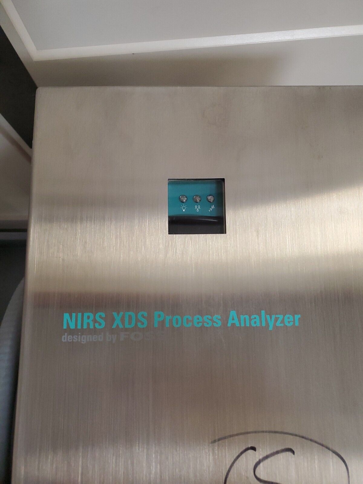 Foss XP-2400 NIRS XDS Process Analyzer.                                       1E
