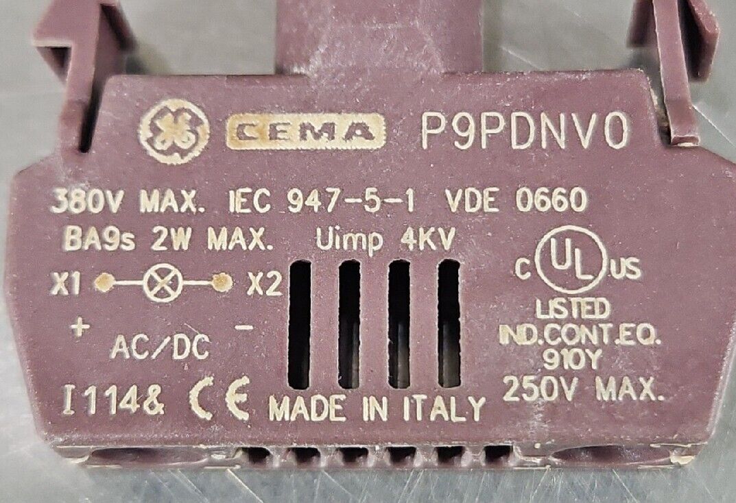 GE P9PNDVDLB 24V Lamp Module                                            Loc 4E-7