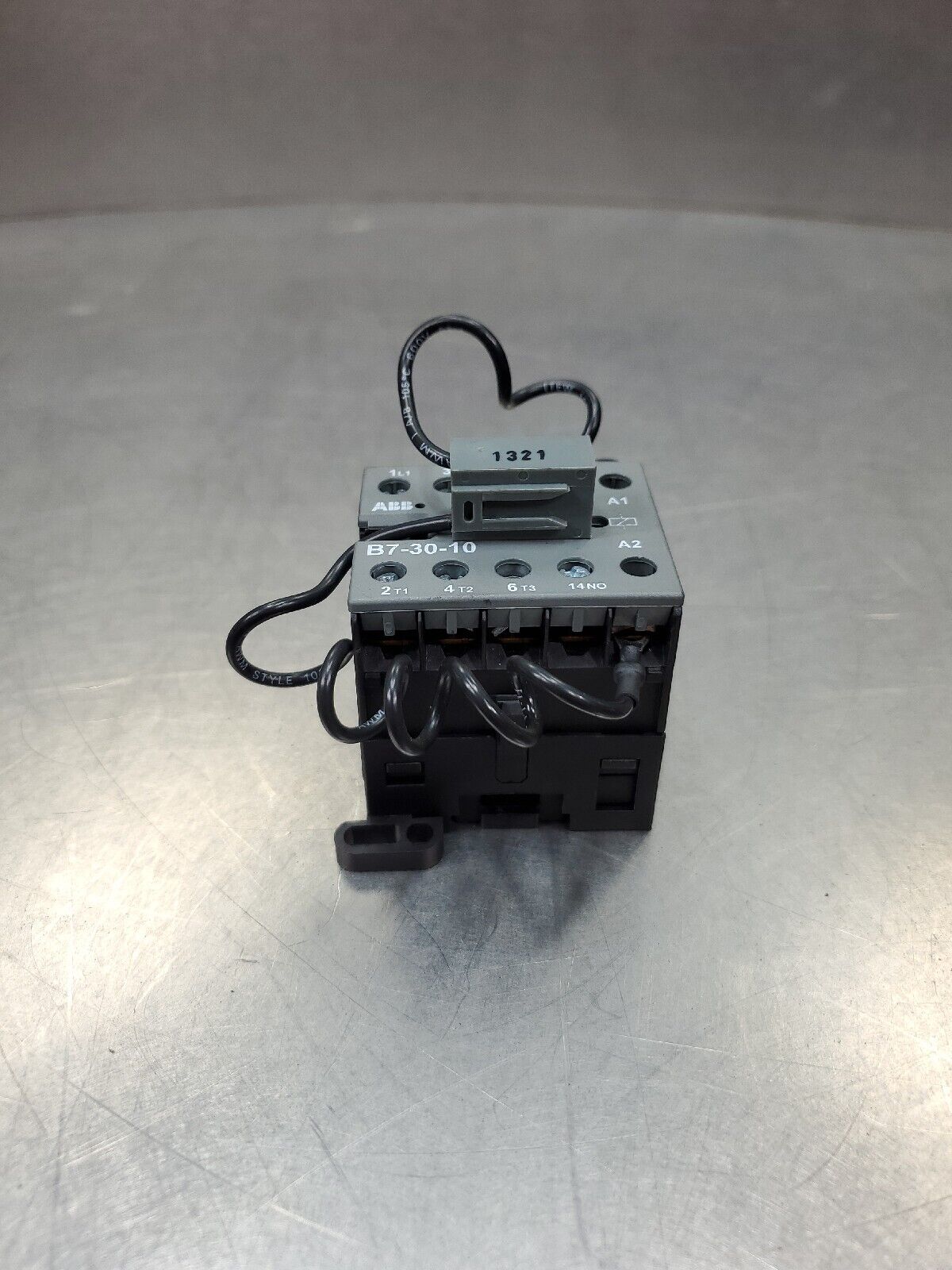 ABB B7-30-10 Contactor w/RV-BC6/250 Module.                                 4E-1