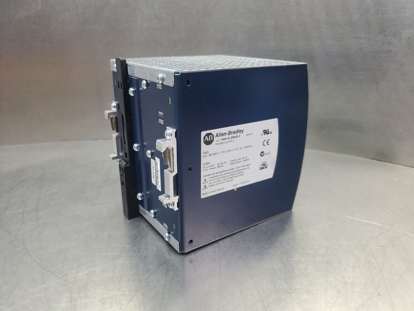 ALLEN BRADLEY 1606-XLS960E-3 Ser. A 24V 40A Power Supply.                     4H