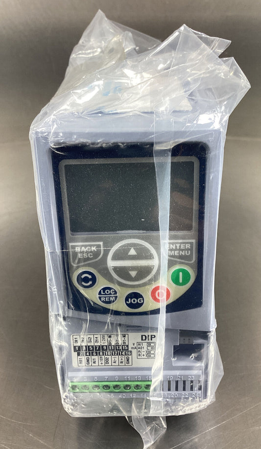 WEG  CFW500 Inverter  CFW500A01P6T4NBN1  3Ph 1.6A 0-500Hz 380-480VAC      1C