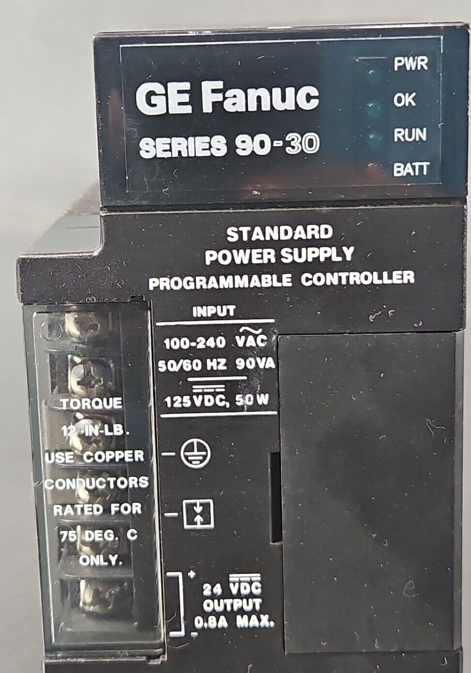 GE Fanuc IC693PWR321W Series 90-30 Power Supply 120/240VAC 125VDC.      Loc3D-21