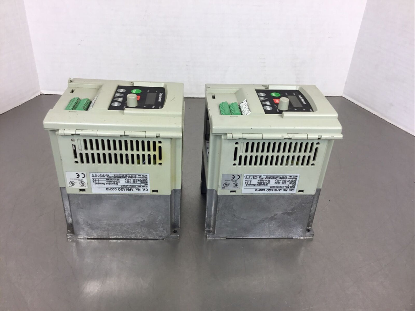 CUTLER HAMMER AF91AG0-C001D 1HP DRIVE 380-460V 3Ph 2.5A  1C