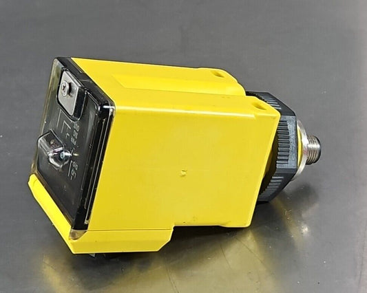 Banner Q45BB6FPQ5 Fiber Optic Sensor 10-30VDC.                         Loc5E-21