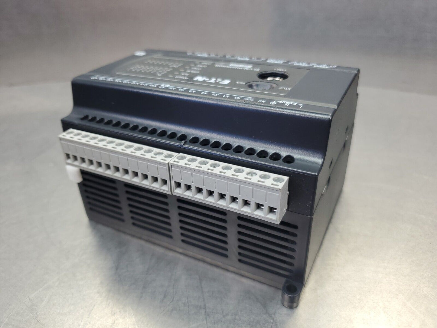 EATON CORPORATION ELCM-PH24NNDR  16DI/8DO Module.                           3D-3