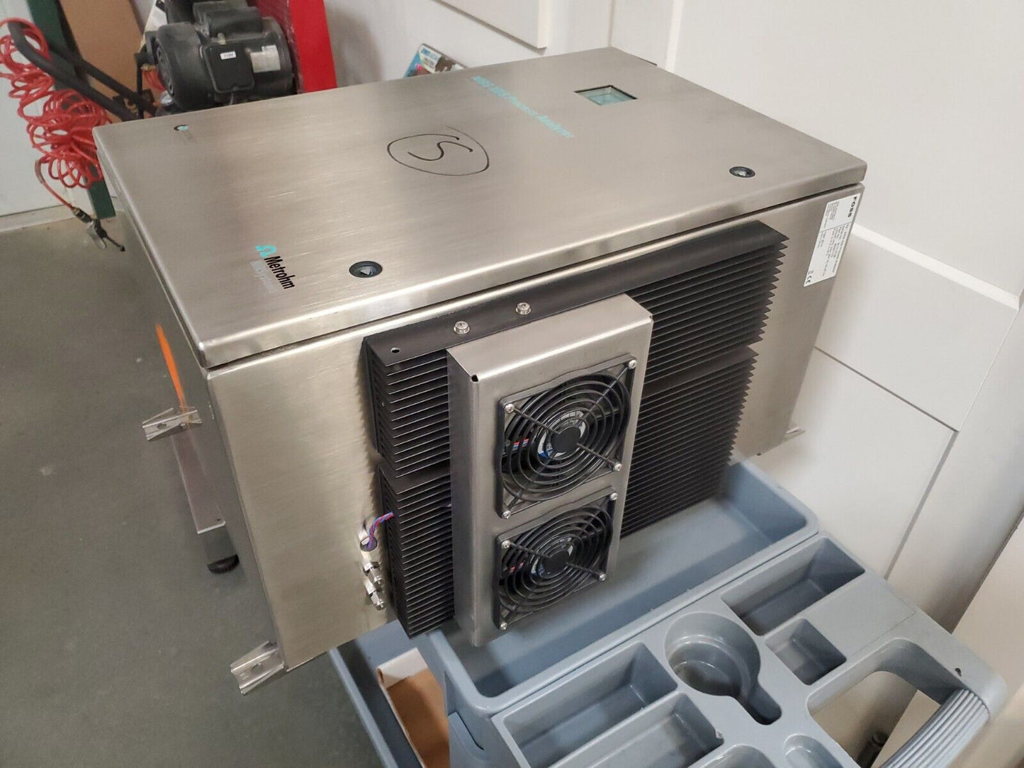 Foss XP-2400 NIRS XDS Process Analyzer.                                       1E