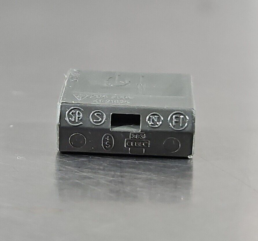 Wago 273-105 conductor Ground Terminal Block - Lot of 60                Loc3E-16