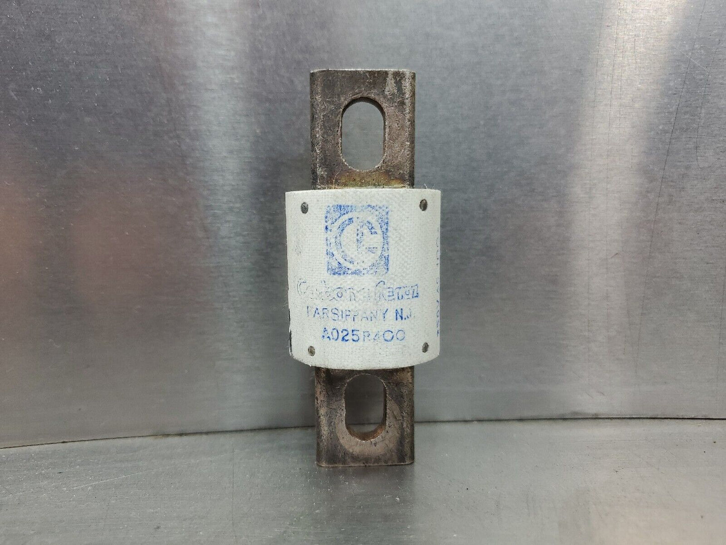 CARBONE FERRAZ 400AMP SEMICONDUCTOR FUSE A025R400 250V 400A.                  4D