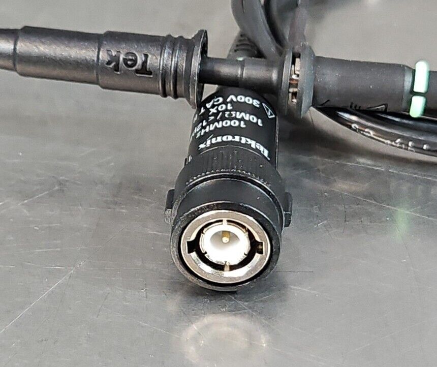 Tektronix TPP0101 Voltage Probe 100 MHz.                                  5E-17