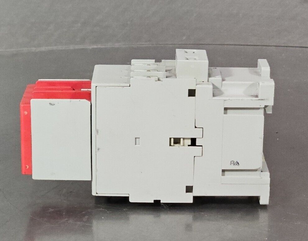 Allen-Bradley 100S-C37EJ04C (Complete Device) Safety Contactor.           4E-19