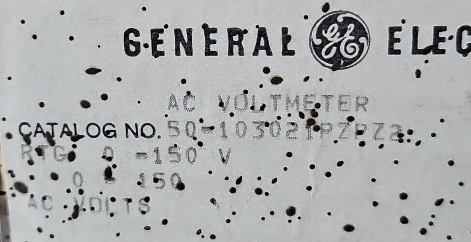 GENERAL ELECTRIC 50-103021PZPZ2 0-150V-AC VOLTMETER.                    Loc5D-21