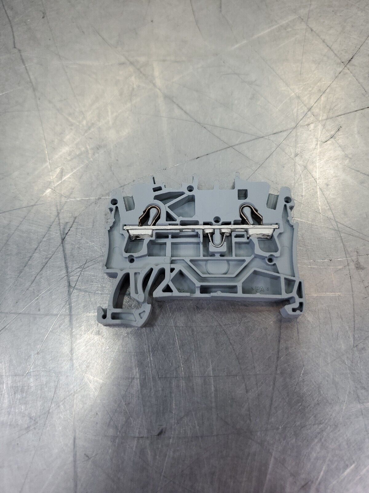 WAGO 2002-1201 2-CONDUCTOR THROUGH TERMINAL BLOCK.                          4D-8