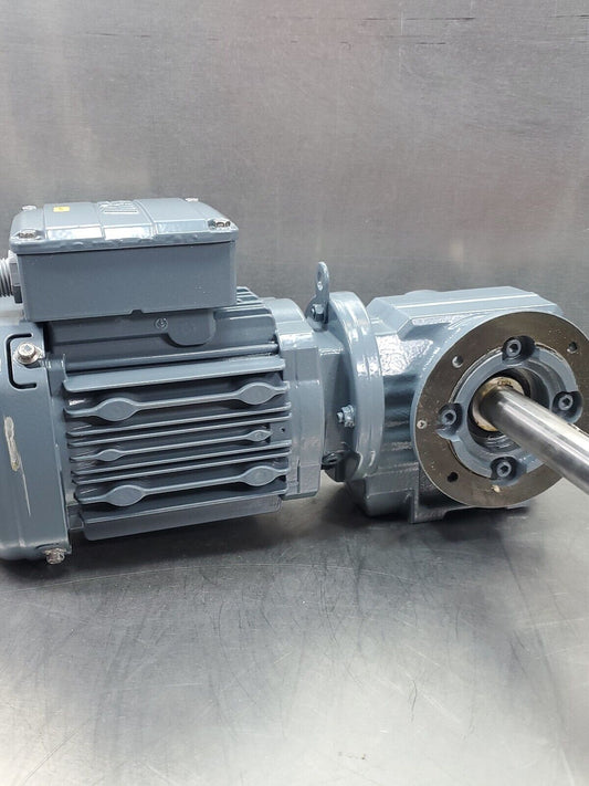 SEW EURODRIVE SAF37 DRS71M4 40.7236643603.0001.15 0.55kW 1690RPM Motor.       1E